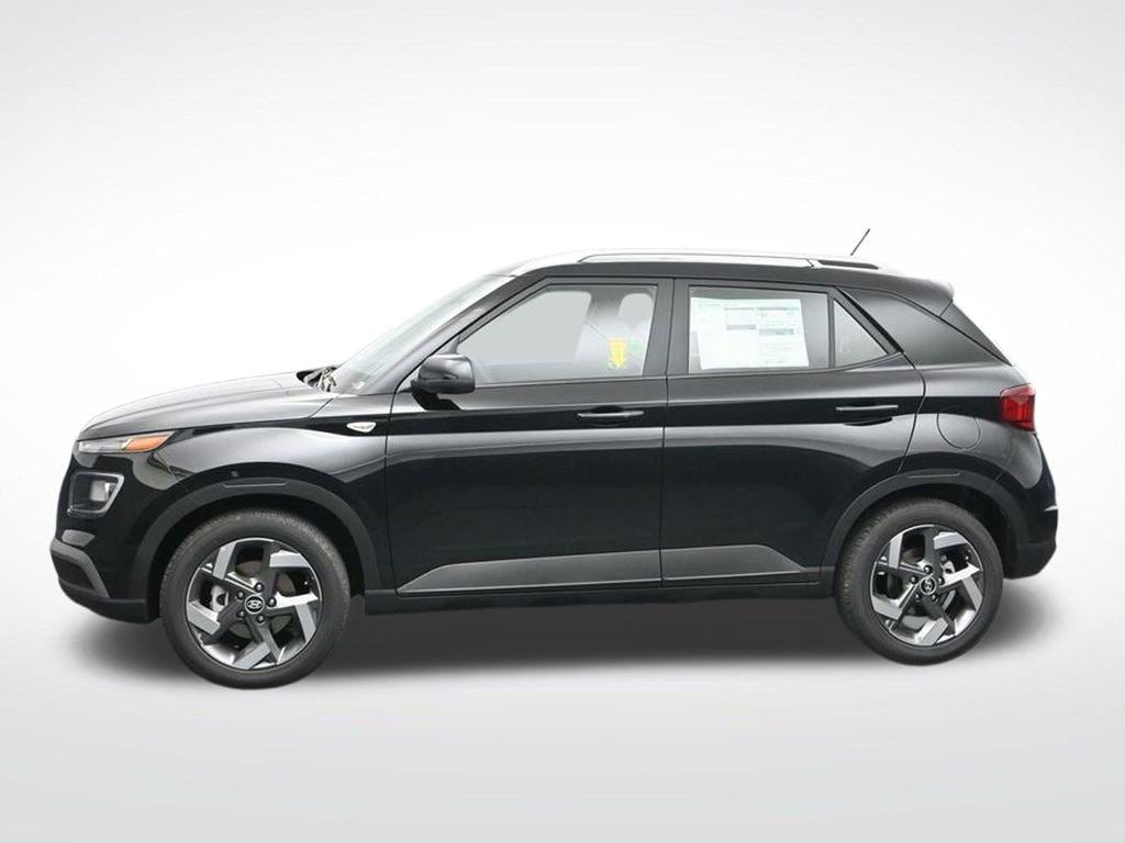 New 2026 Hyundai Venue SEL SUV