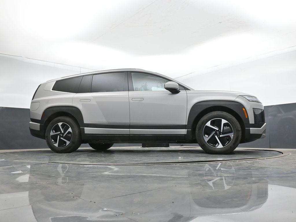 2026 Hyundai IONIQ 9 SE - Photo 15