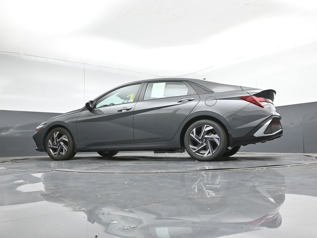 2025 Hyundai Elantra SEL - Photo 42