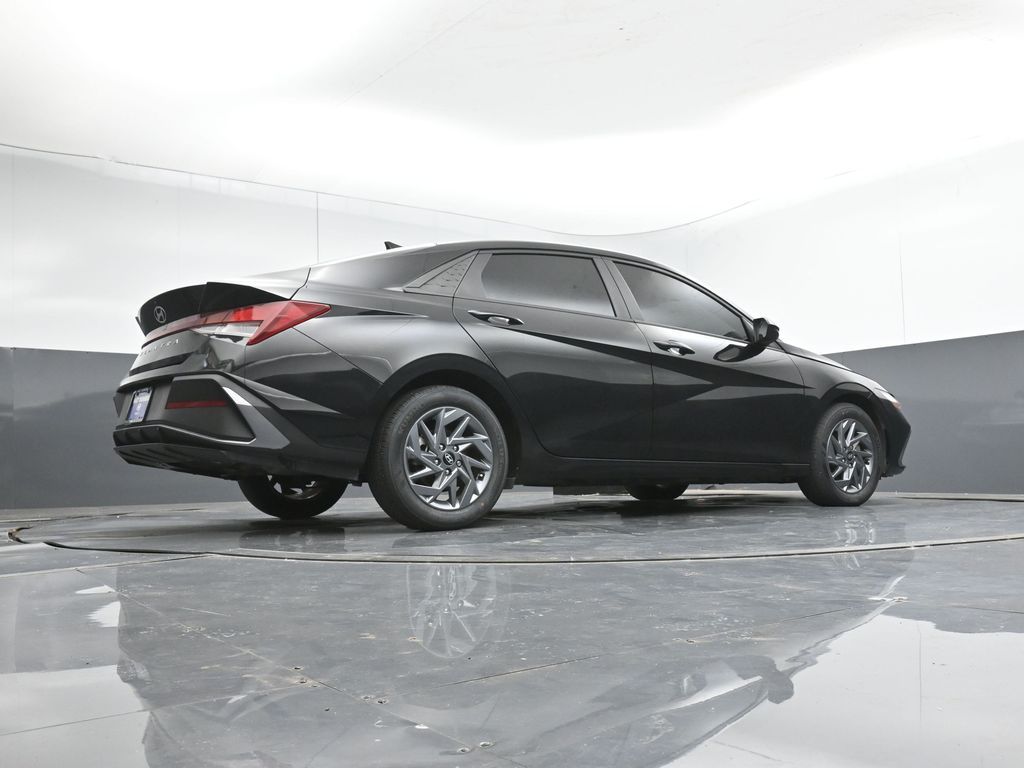 2024 Hyundai Elantra SEL - Photo 42