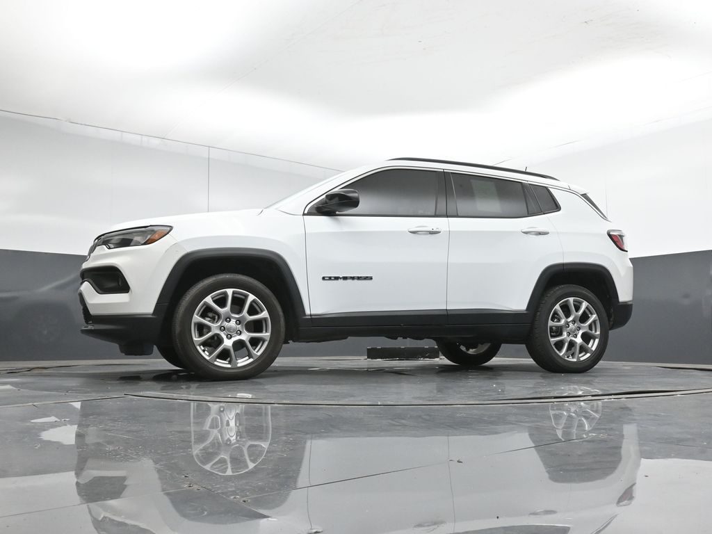 2022 Jeep Compass Latitude Lux - Photo 42