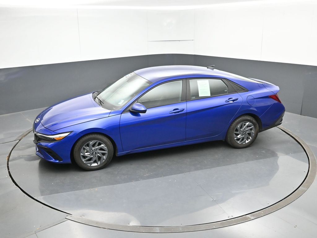 2024 Hyundai Elantra SEL - Photo 47