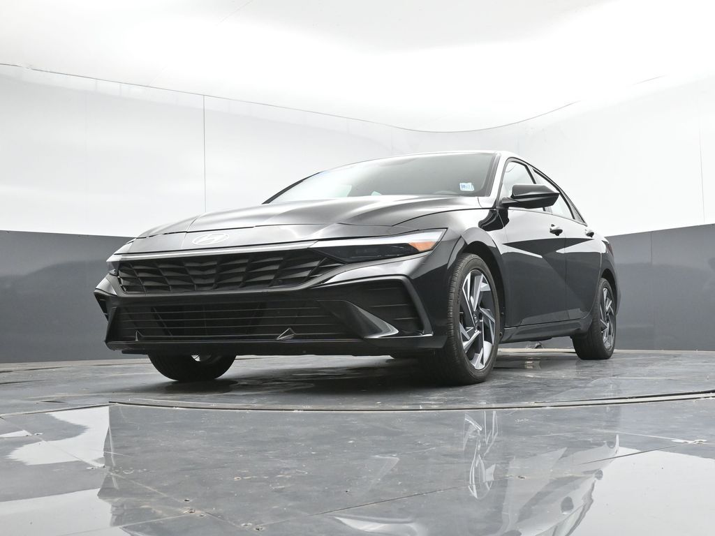 2025 Hyundai Elantra SEL - Photo 39