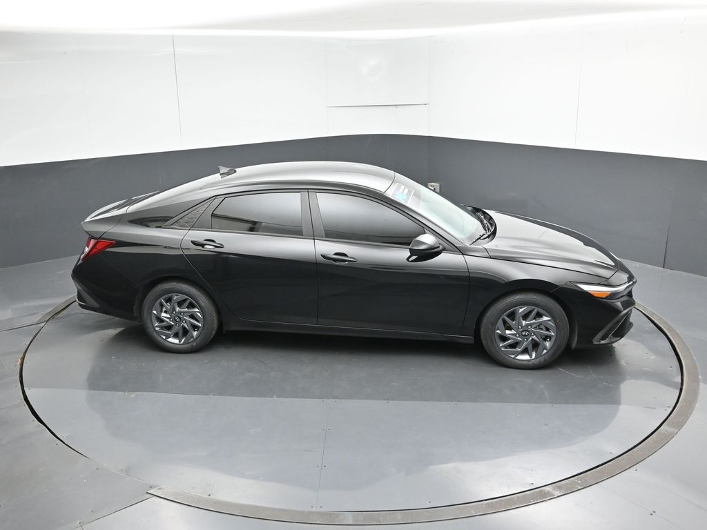 2024 Hyundai Elantra SEL - Photo 51