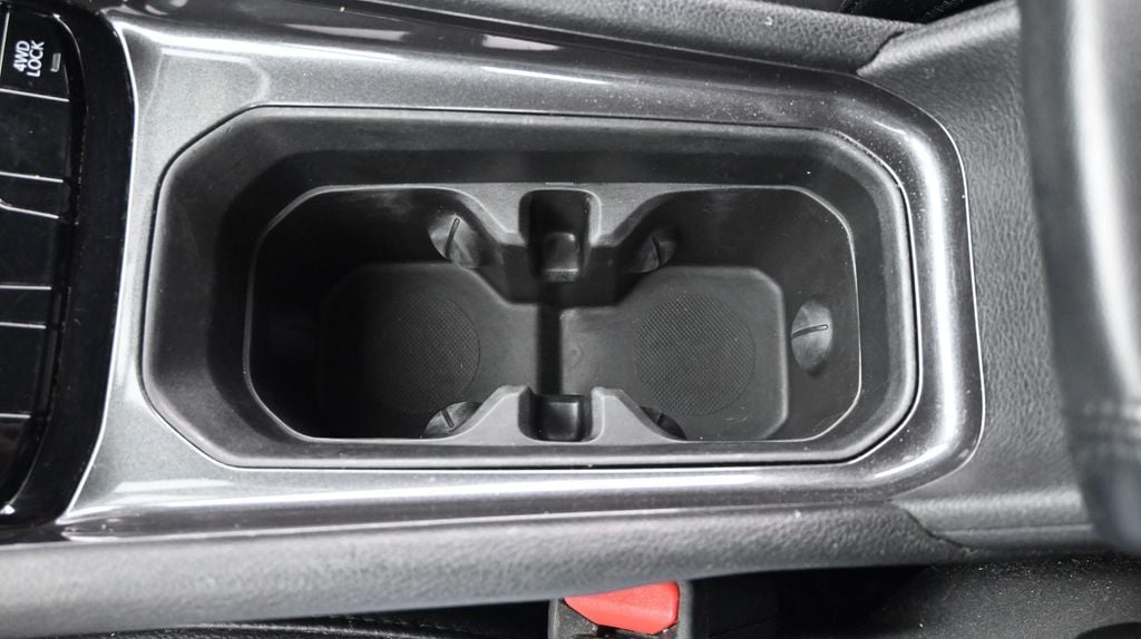 2022 Jeep Compass Latitude Lux - Photo 37