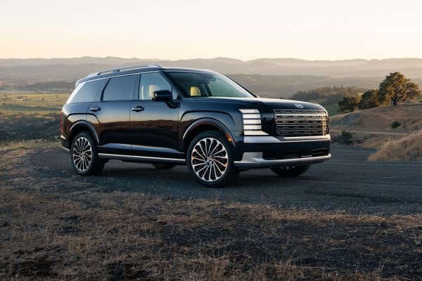 Family driving the new Hyundai Palisade through the Northshore area