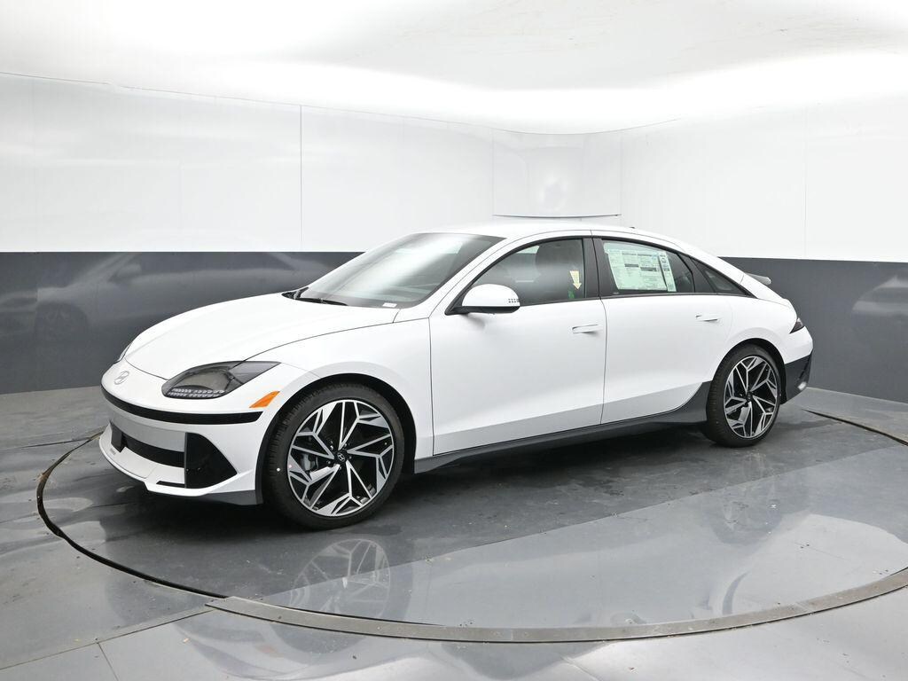 New 2025 Hyundai IONIQ 6 SEL Sedan
