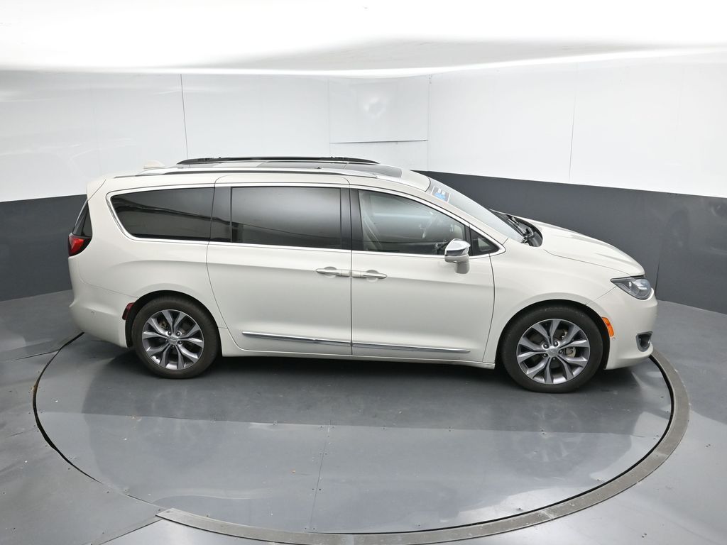 2020 Chrysler Pacifica Limited - Photo 51
