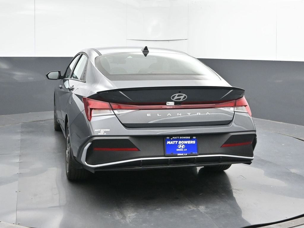 Used 2025 Hyundai Elantra Sedan