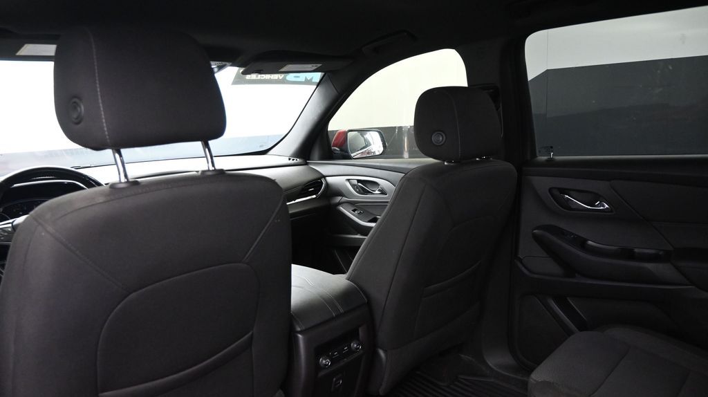 2022 Chevrolet Traverse 1LT - Photo 25