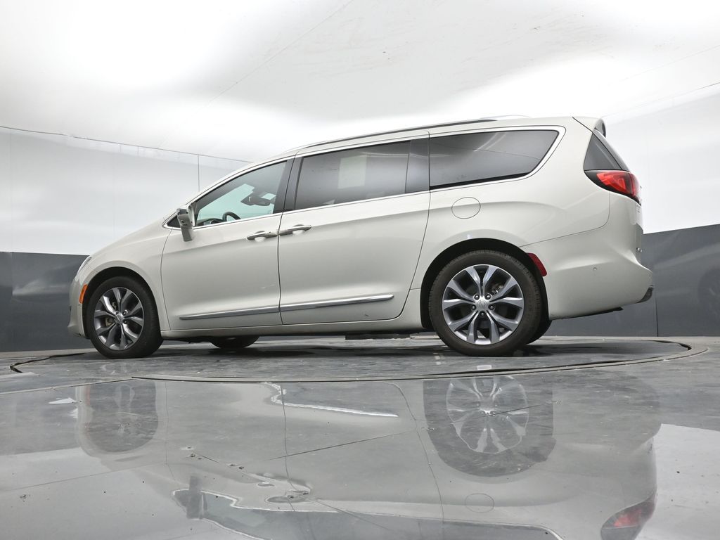 2020 Chrysler Pacifica Limited - Photo 44