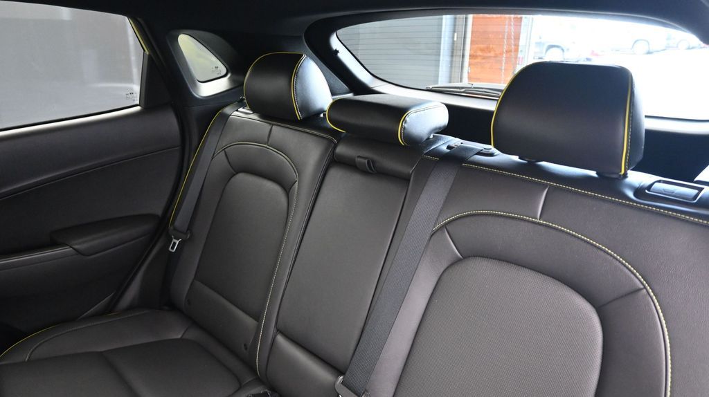 2020 Hyundai Kona Limited - Photo 19