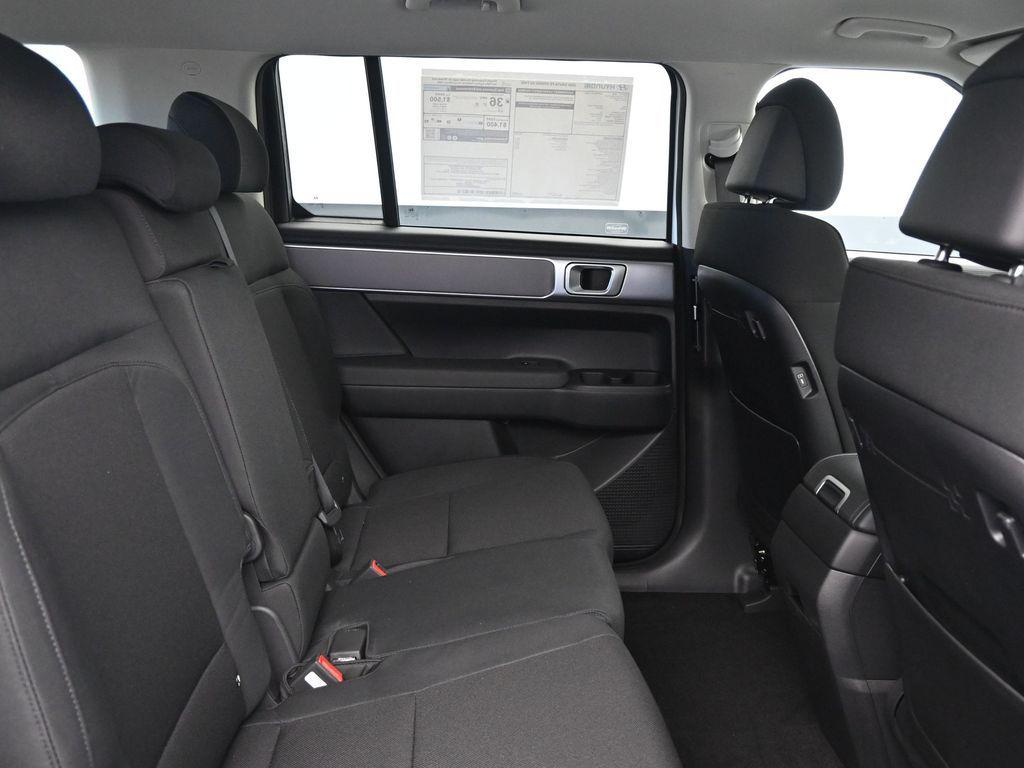 2026 Hyundai Santa Fe SE - Photo 13