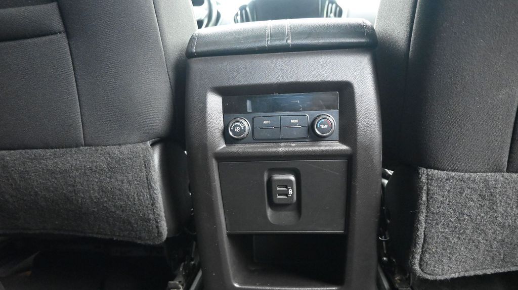 2022 Chevrolet Traverse 1LT - Photo 17