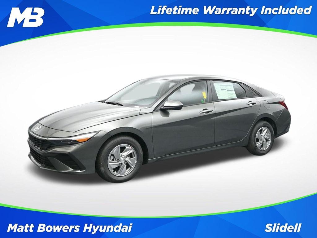 New 2026 Hyundai Elantra SE Sedan