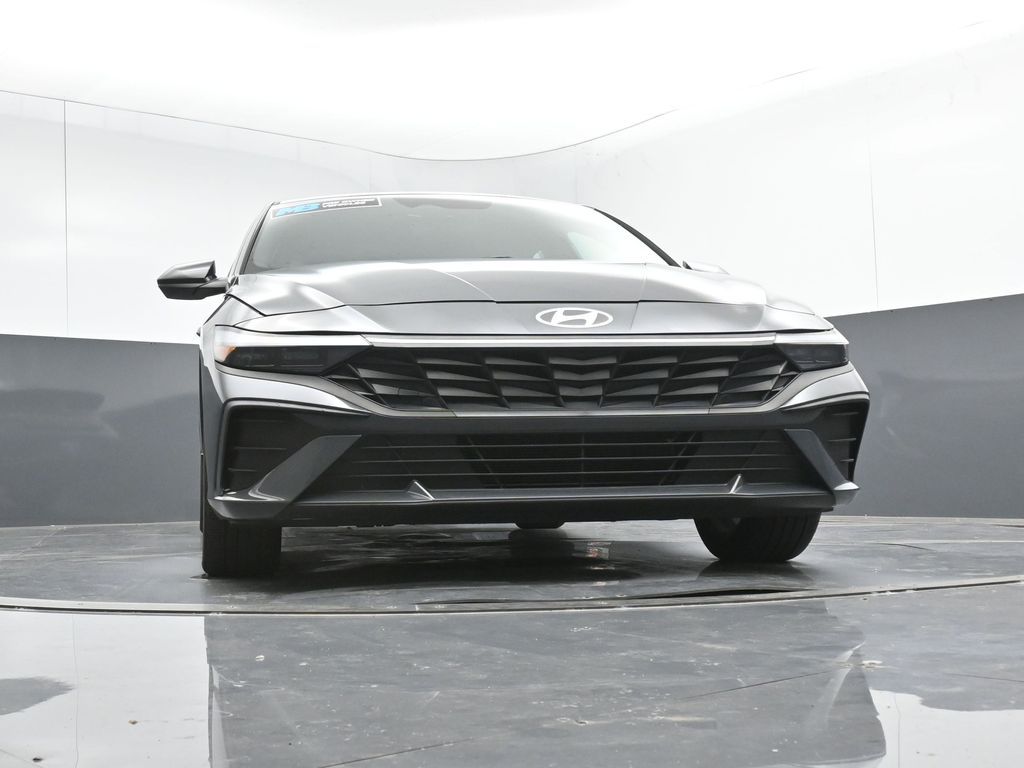 2025 Hyundai Elantra SEL - Photo 47