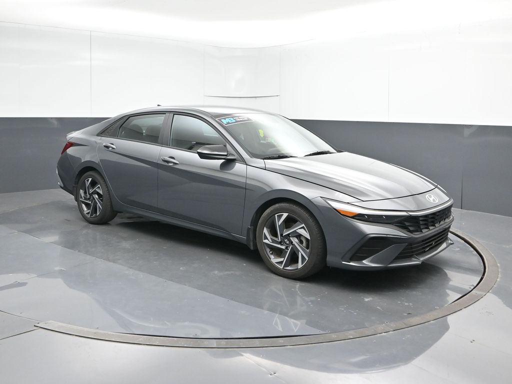 2025 Hyundai Elantra SEL - Photo 7