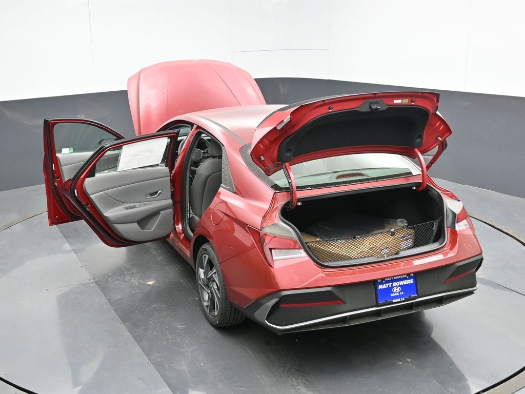2025 Hyundai Elantra SEL - Photo 60