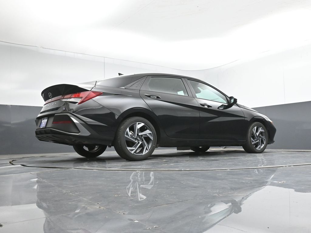 2025 Hyundai Elantra SEL - Photo 43
