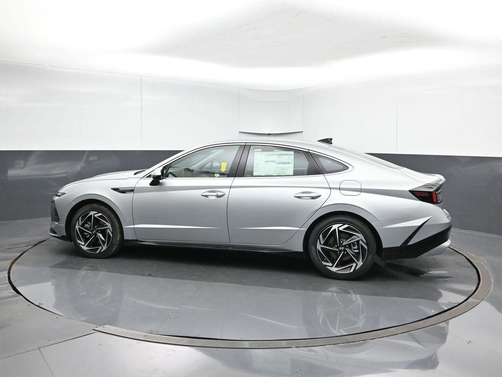 New 2026 Hyundai Sonata SEL Sport Sedan