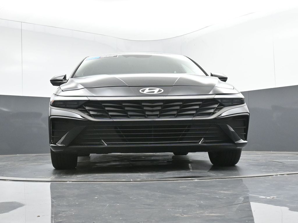 2025 Hyundai Elantra SEL - Photo 46