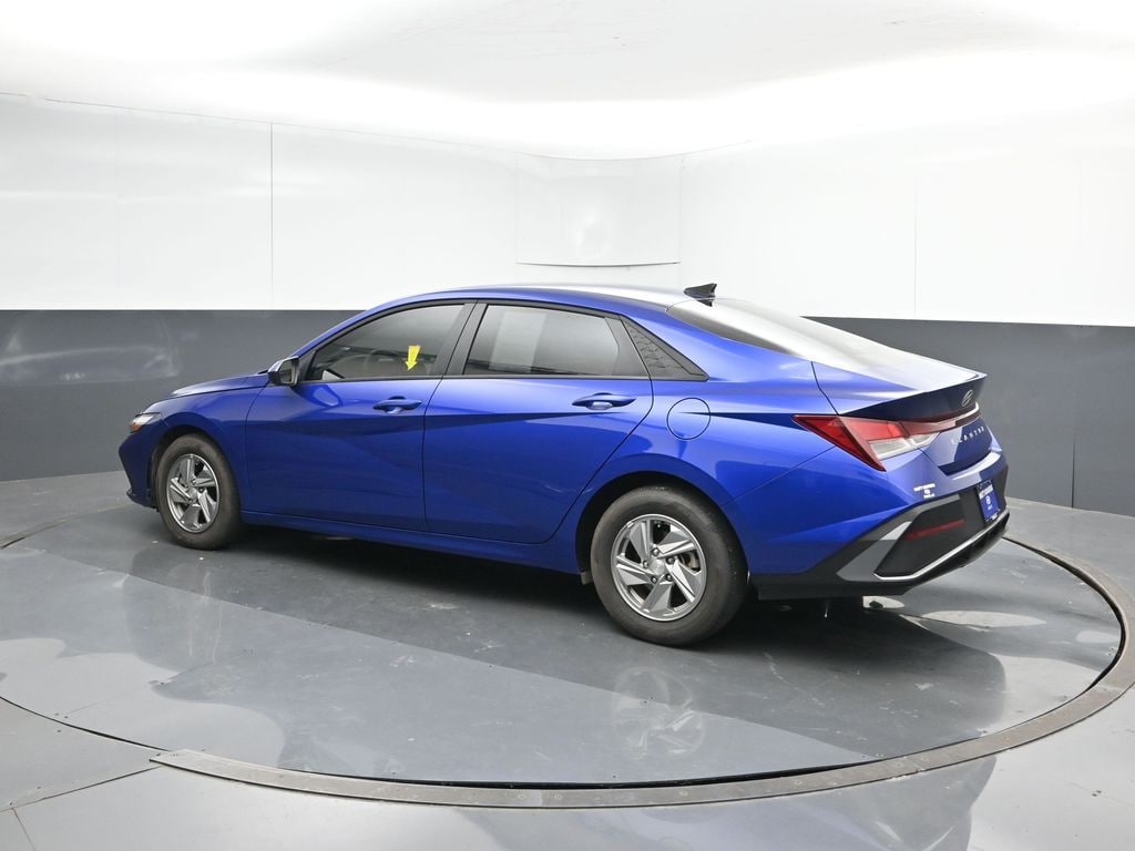 Used 2025 Hyundai Elantra Sedan