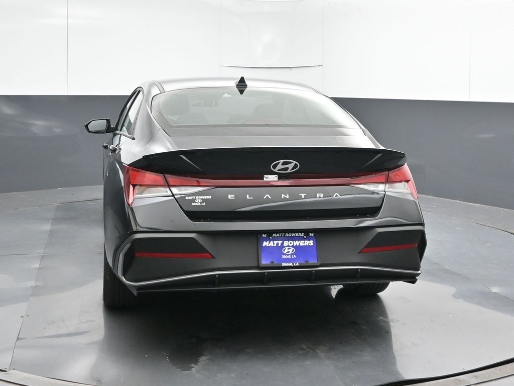 Used 2025 Hyundai Elantra Sedan