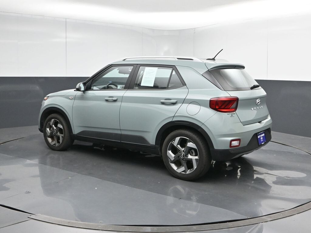Used 2025 Hyundai Venue SUV