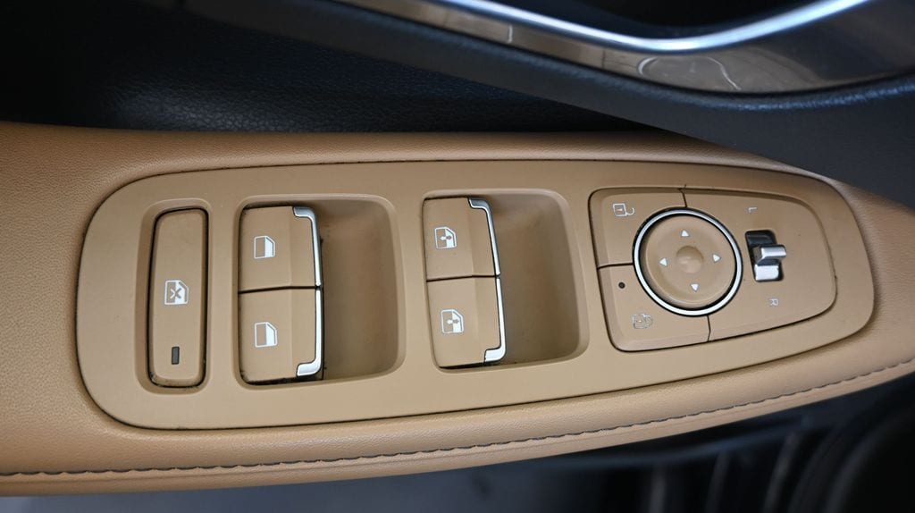 2023 Hyundai Sonata Limited - Photo 23
