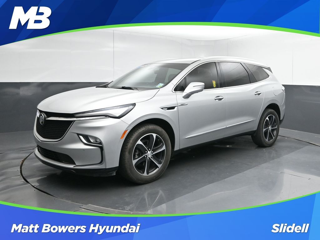 2022 Buick Enclave Essence's photo