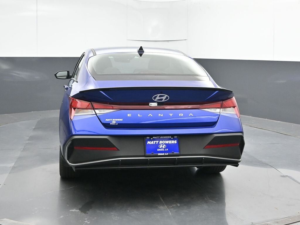 Used 2025 Hyundai Elantra Sedan