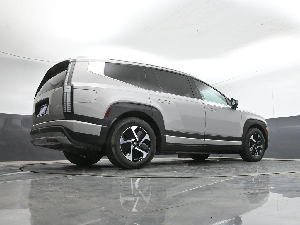 2026 Hyundai IONIQ 9 SE - Photo 13