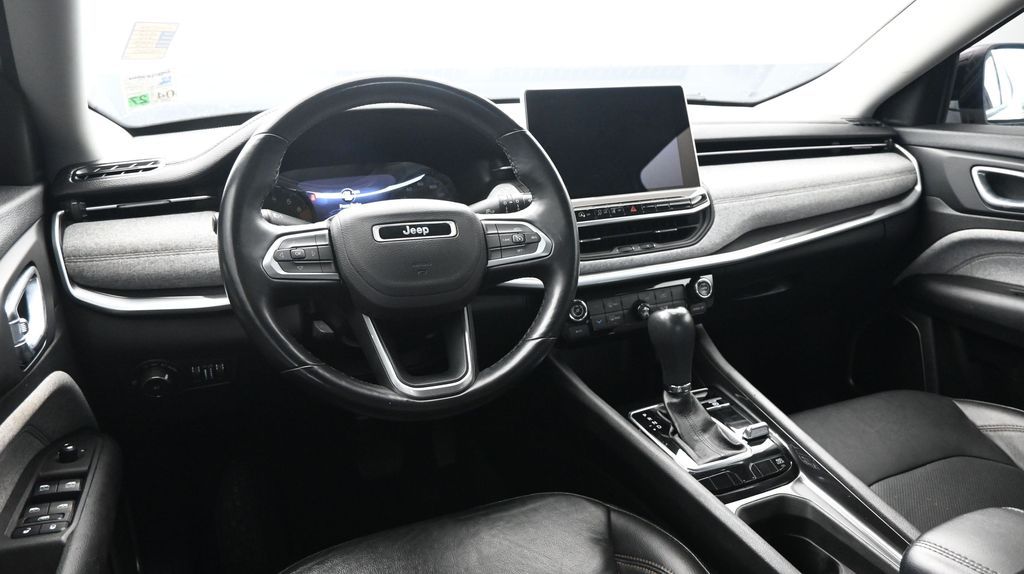 2022 Jeep Compass Latitude Lux - Photo 27