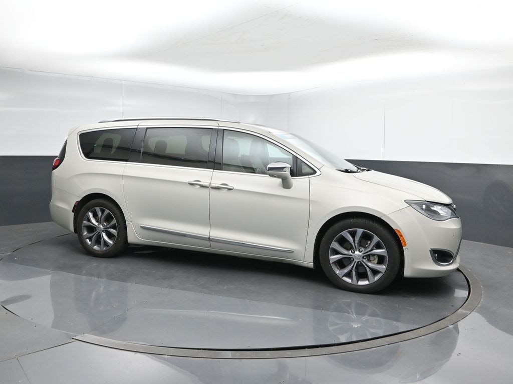 Used 2020 Chrysler Pacifica Van Passenger Van