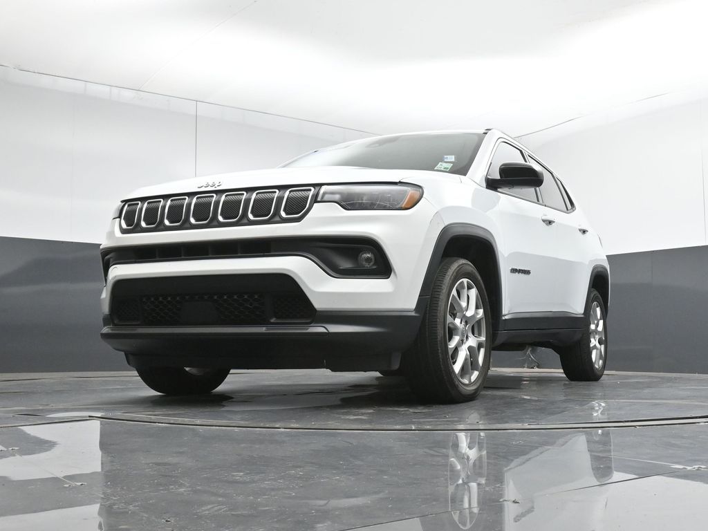 2022 Jeep Compass Latitude Lux - Photo 41