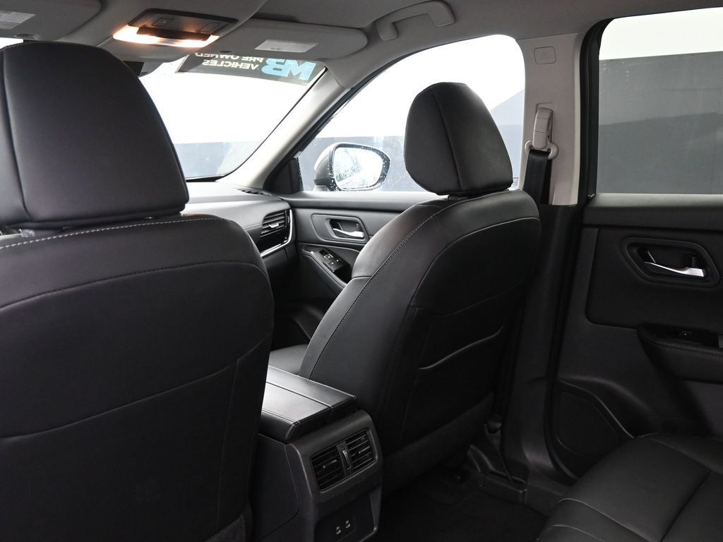 2024 Nissan Rogue SL - Photo 21