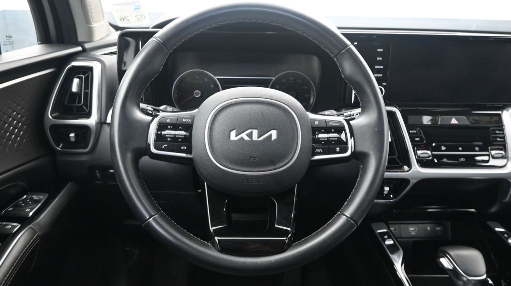 2022 Kia Sorento SX - Photo 29