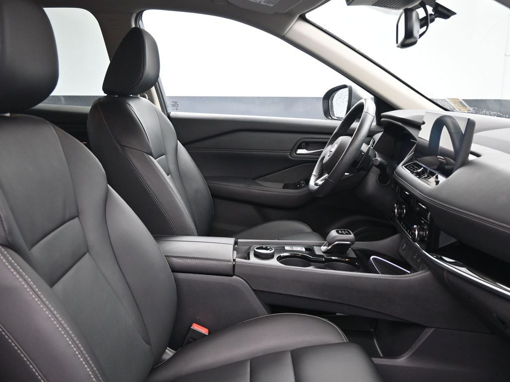 2024 Nissan Rogue SL - Photo 10