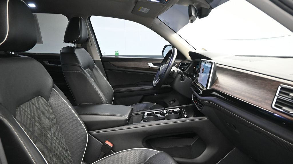 2024 Volkswagen Atlas SEL Premium R-Line - Photo 10