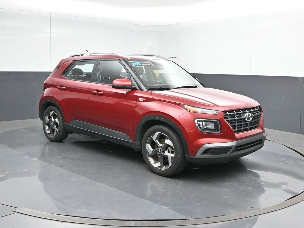 2025 Hyundai Venue SEL - Photo 8