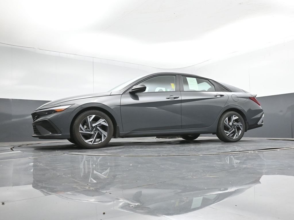 2025 Hyundai Elantra SEL - Photo 41