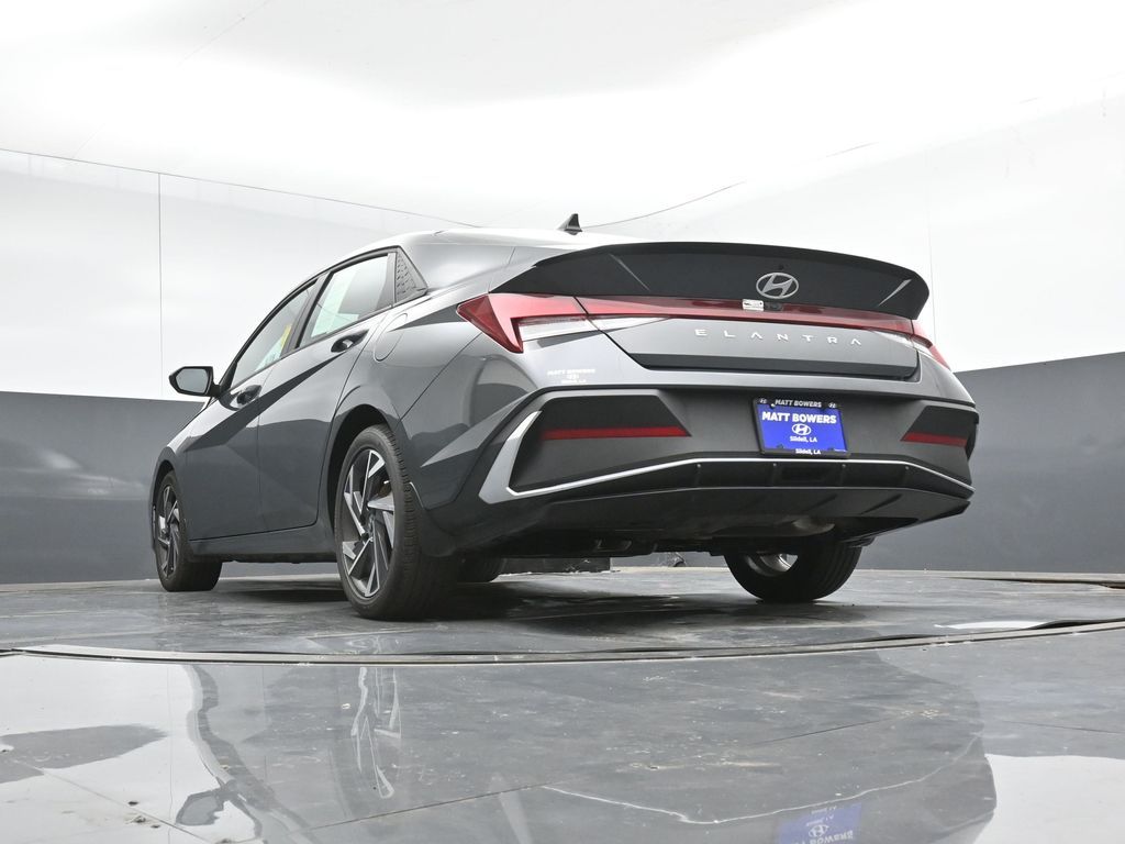 2025 Hyundai Elantra SEL - Photo 43