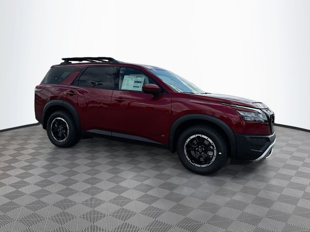 2025 Nissan Pathfinder Rock Creek photo 3