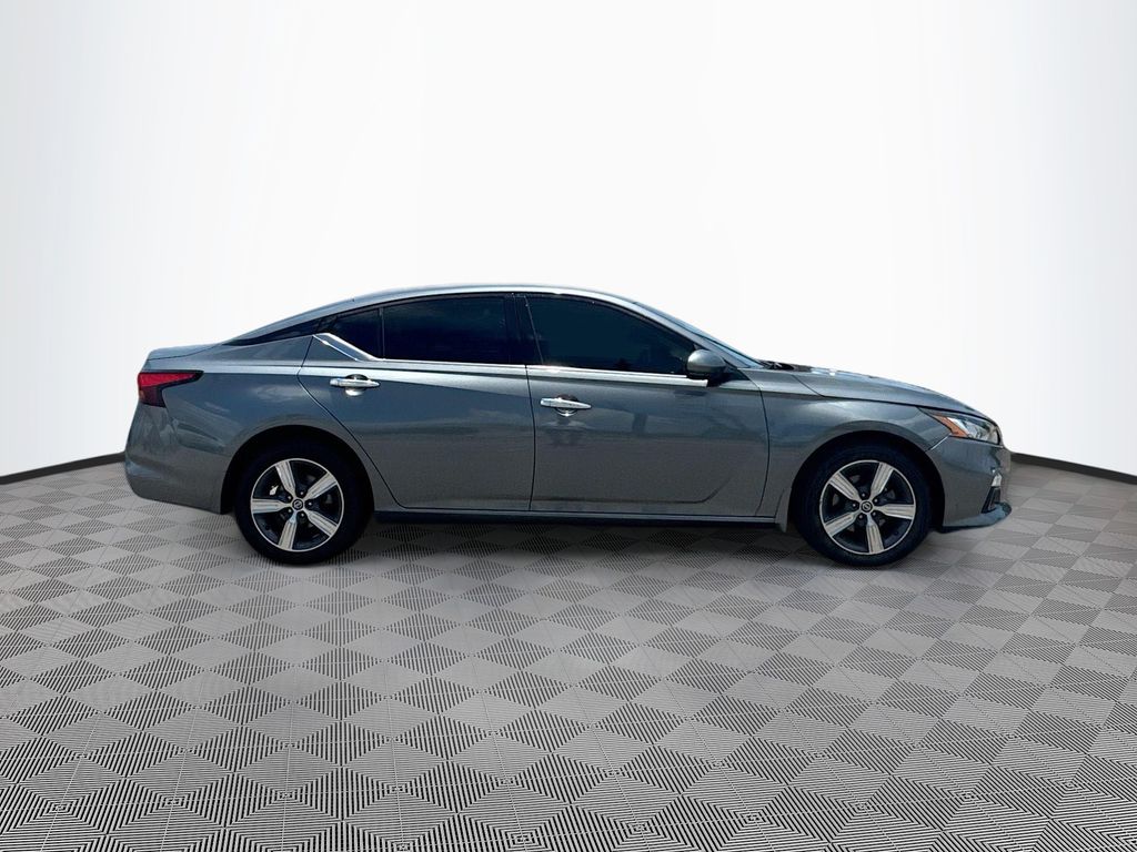 2020 Nissan Altima 2.5 SL photo 3