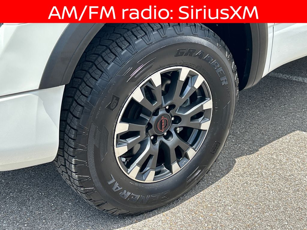 2023 Nissan Titan PRO-4X - Photo 11