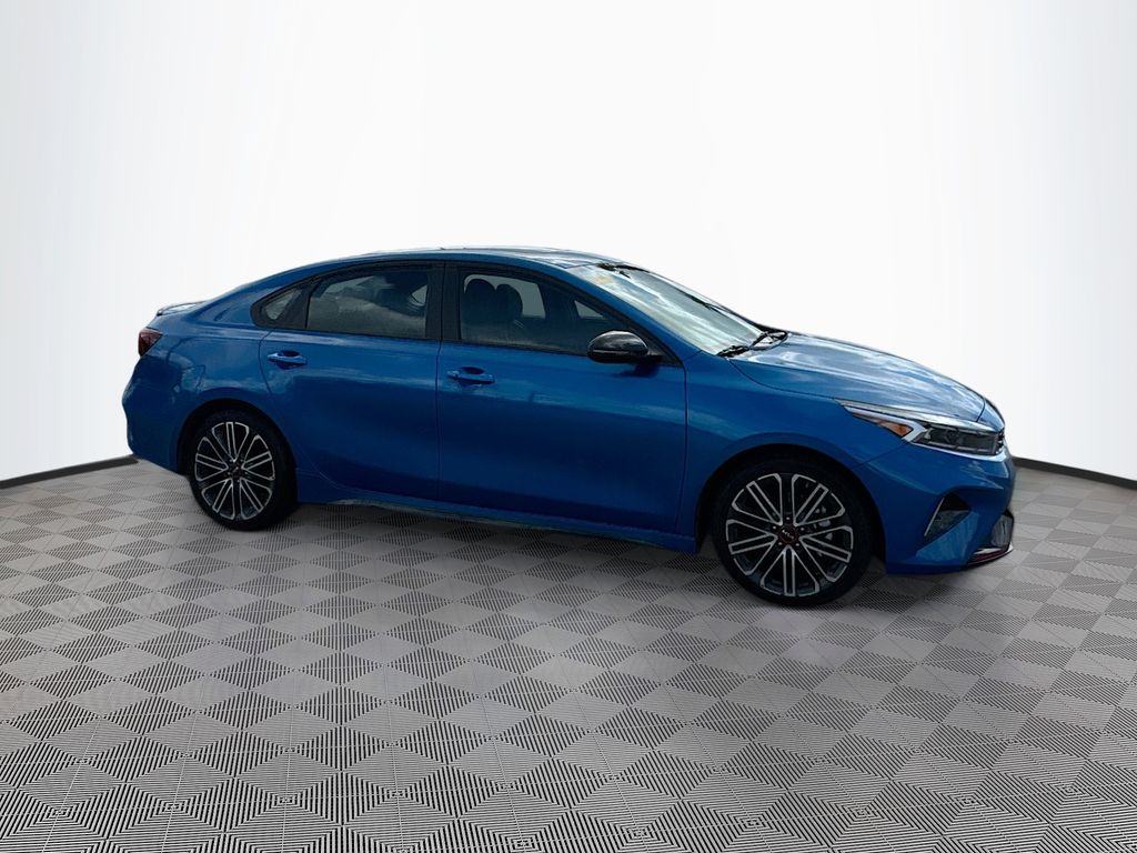 2024 Kia Forte GT photo 3