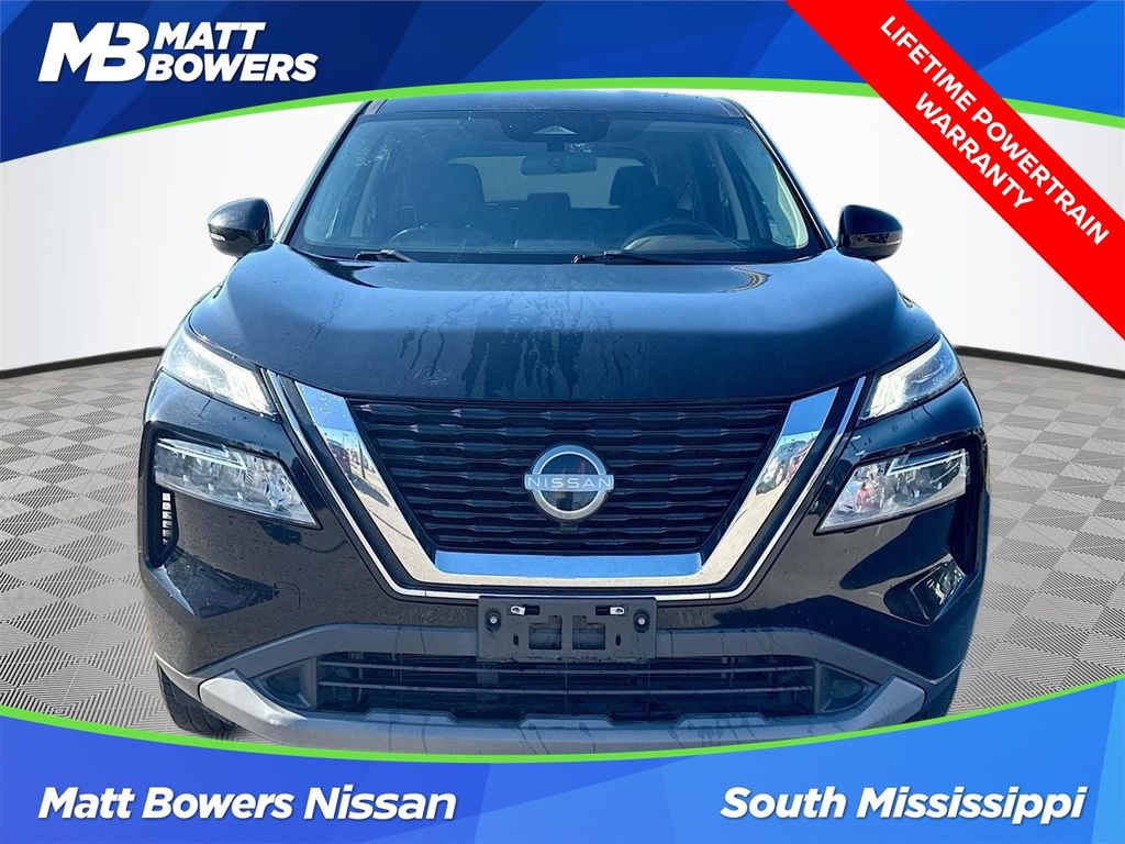 2022 Nissan Rogue SV