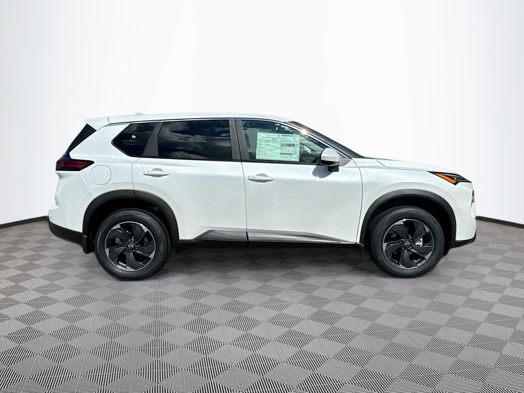 2026 Nissan Rogue SV photo 3