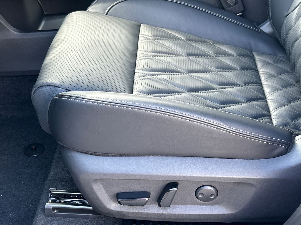 2026 Nissan Rogue Platinum - Photo 18