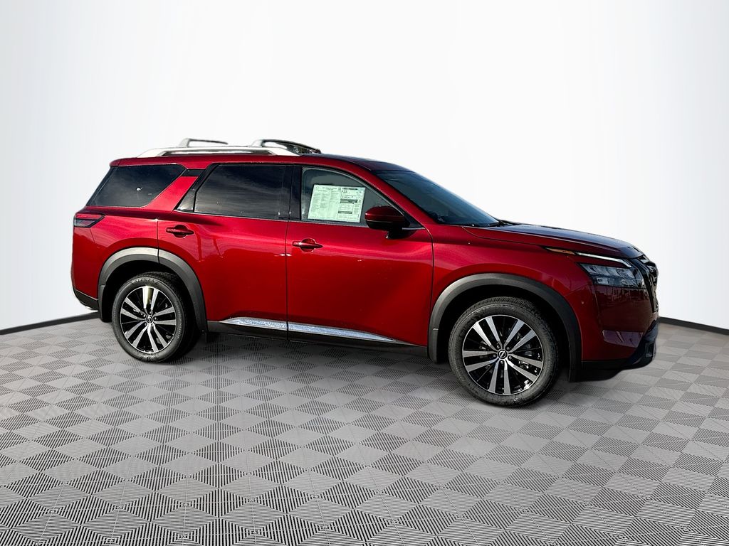2025 Nissan Pathfinder Platinum photo 3